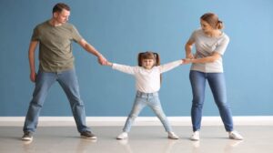 BOŞANMADA ÇOCUK KİME VERİLİR